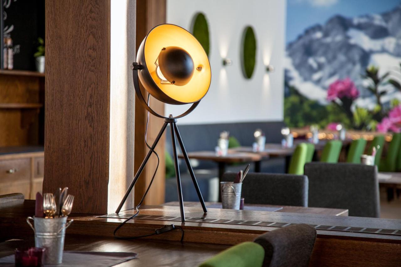 Boutique Hotel Olympia Seefeld in Tirol Exterior photo